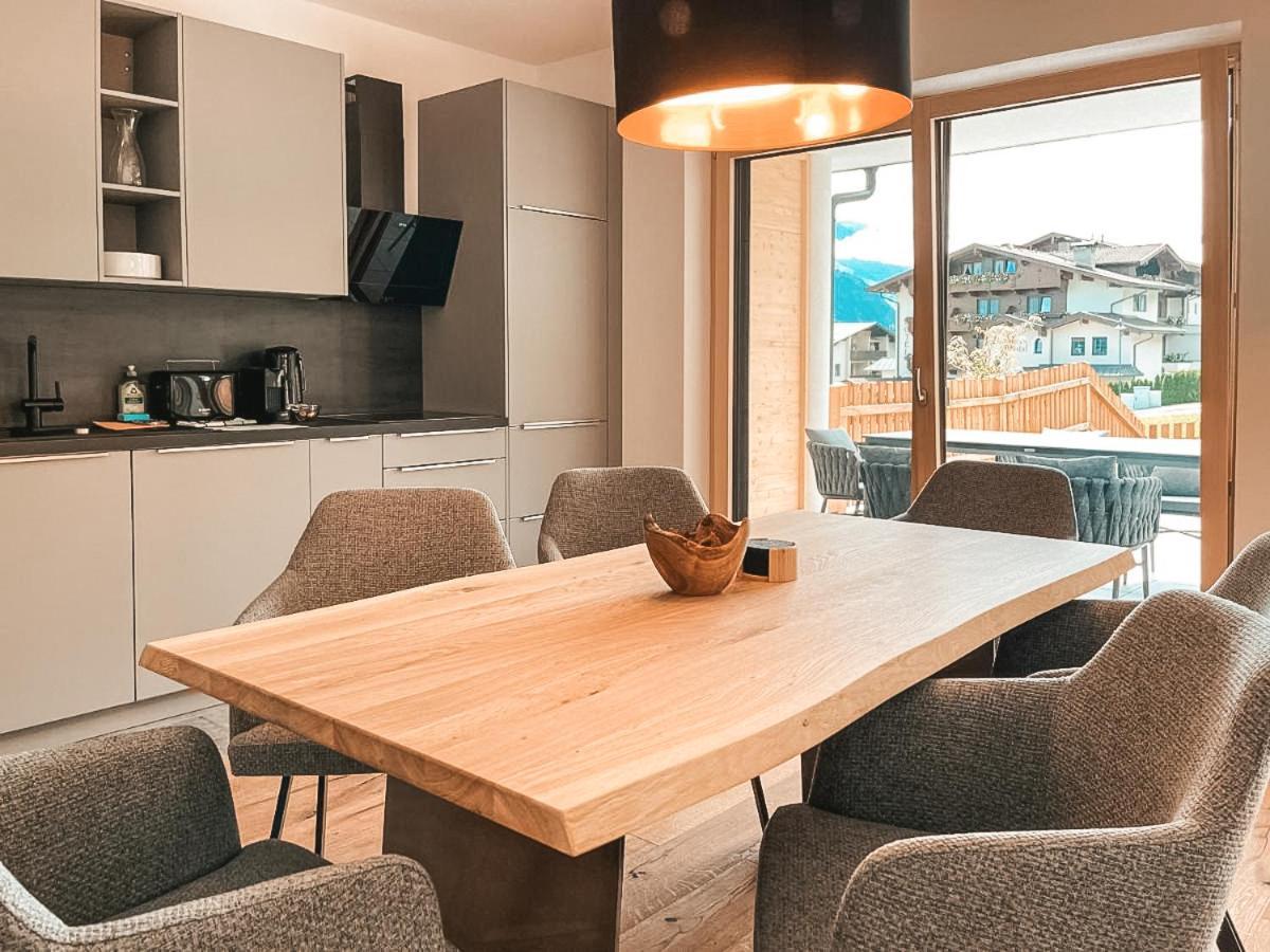 Isanora - Garden & Private Whirlpool By Alpenluxus Appartements Fügen Екстериор снимка