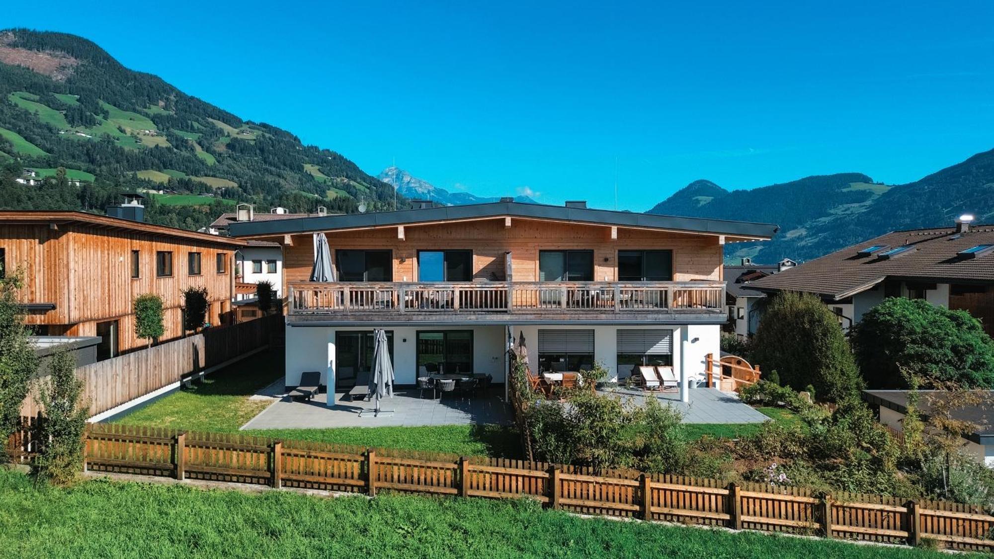 Isanora - Garden & Private Whirlpool By Alpenluxus Appartements Fügen Екстериор снимка